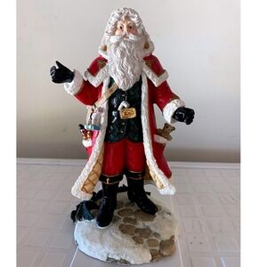 Father‎ Christmas International Santa Figurine Collection 1991 Hamilton